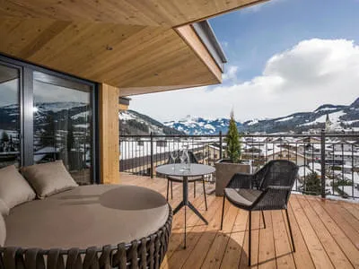 Panorama-Juniorsuite Kirchberg Bild 3