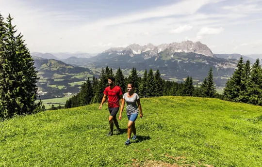 Magic-Mountain-7-nights-B-und-B-+-6-days-KBA-SummerCard Magic-Mountain-7-nights-B-und-B-+-6-days-KBA-SummerCard